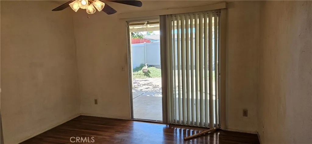2363 W Oakland Avenue, Hemet, California 92545 home-pic-10
