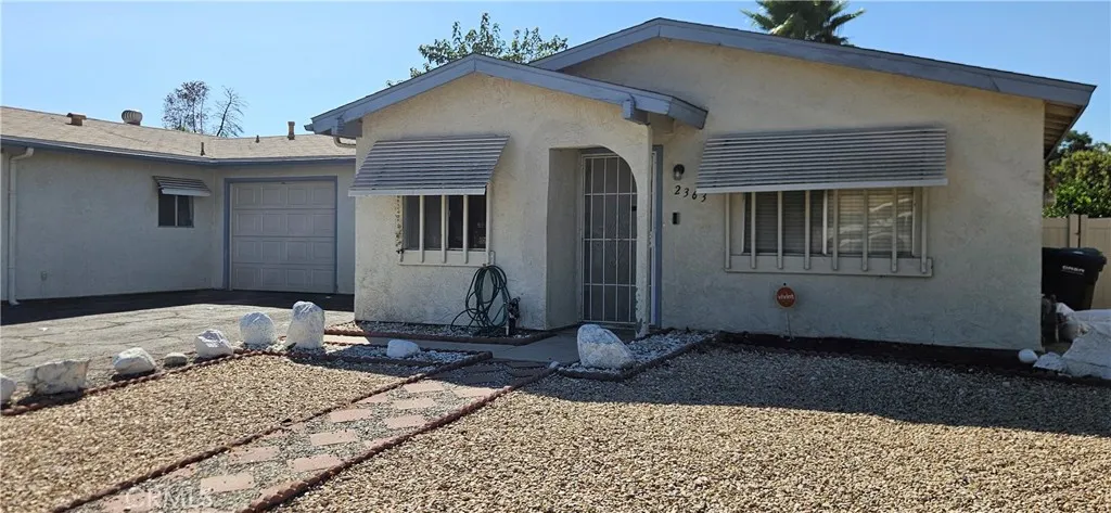 2363 W Oakland Avenue, Hemet, California 92545 home-pic-0