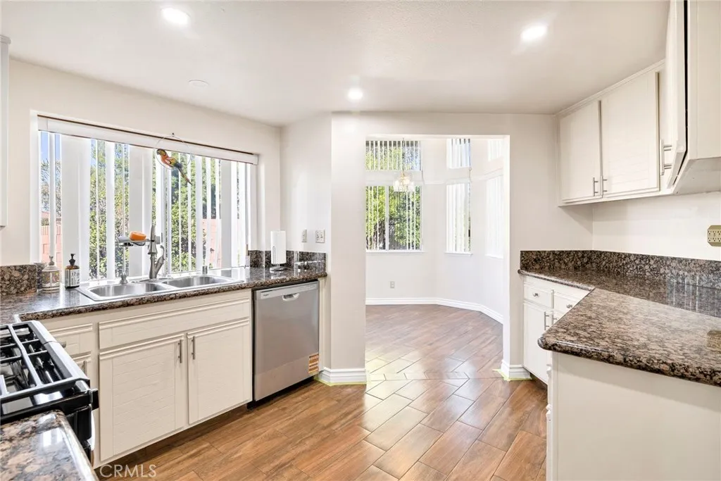 44244 Compiegne Drive, Hemet, California 92544 home-pic-9