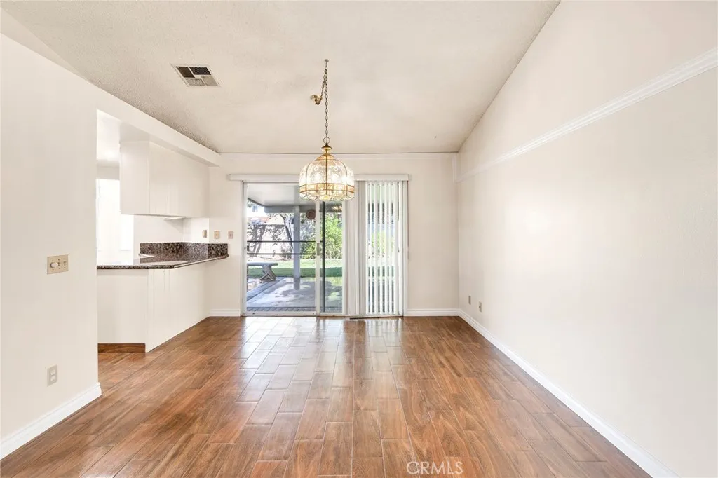 44244 Compiegne Drive, Hemet, California 92544 home-pic-6