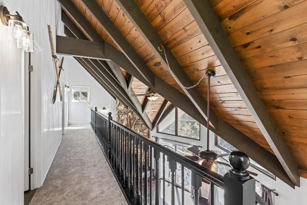 27622 W Shore Road, Lake Arrowhead, California 92352 home-pic-33