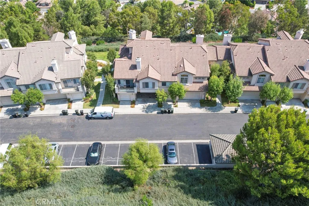7917 E Viewrim, Anaheim Hills, California 92808 home-pic-32