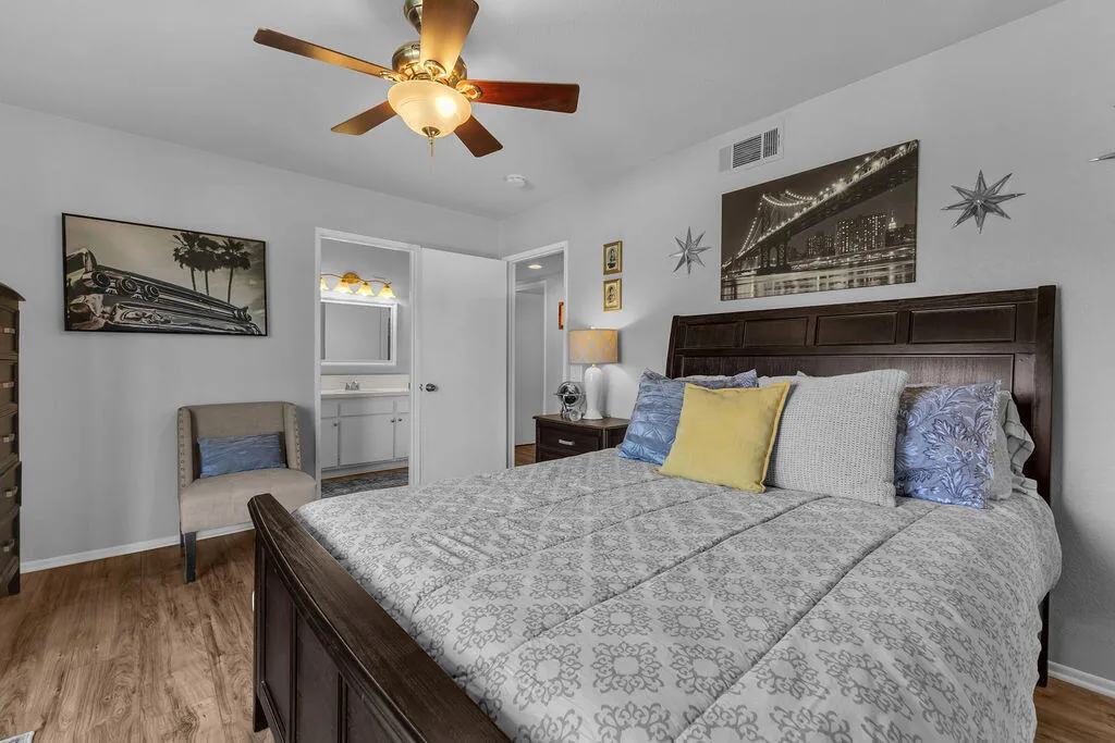 31200 Landau Boulevard 2501, Cathedral City, California 92234 home-pic-3