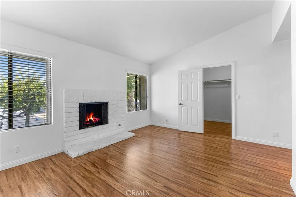 5 Locust, Irvine, California 92604 home-pic-33