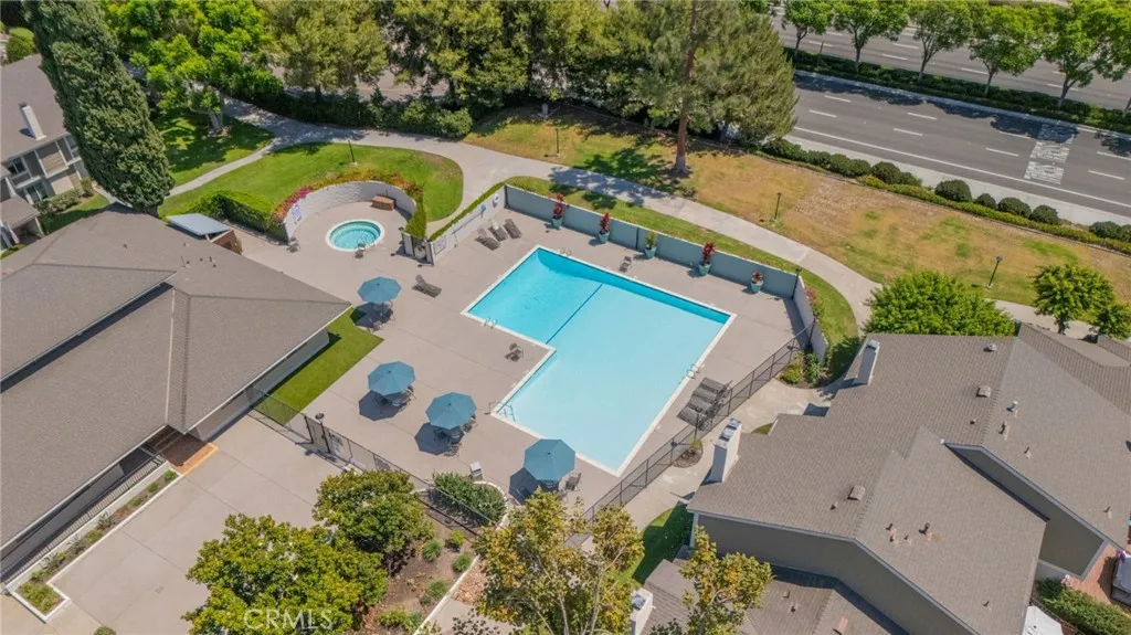 5 Locust, Irvine, California 92604 home-pic-51