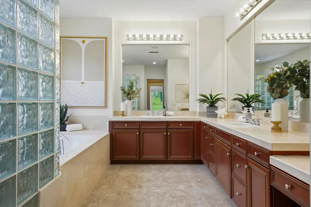 79700 Citrus Street, La Quinta, California 92253 home-pic-34