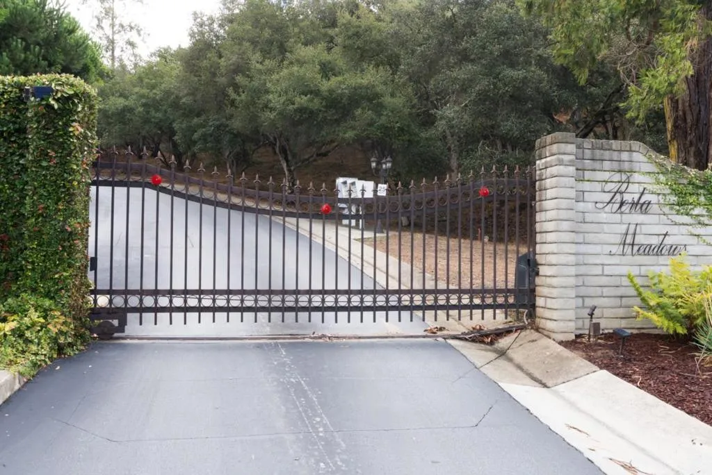 18221 Berta Canyon Road, Salinas, California 93907 — photo 4