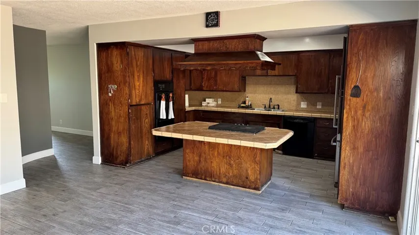 13827 Freiburg Street, Whittier, California 90602