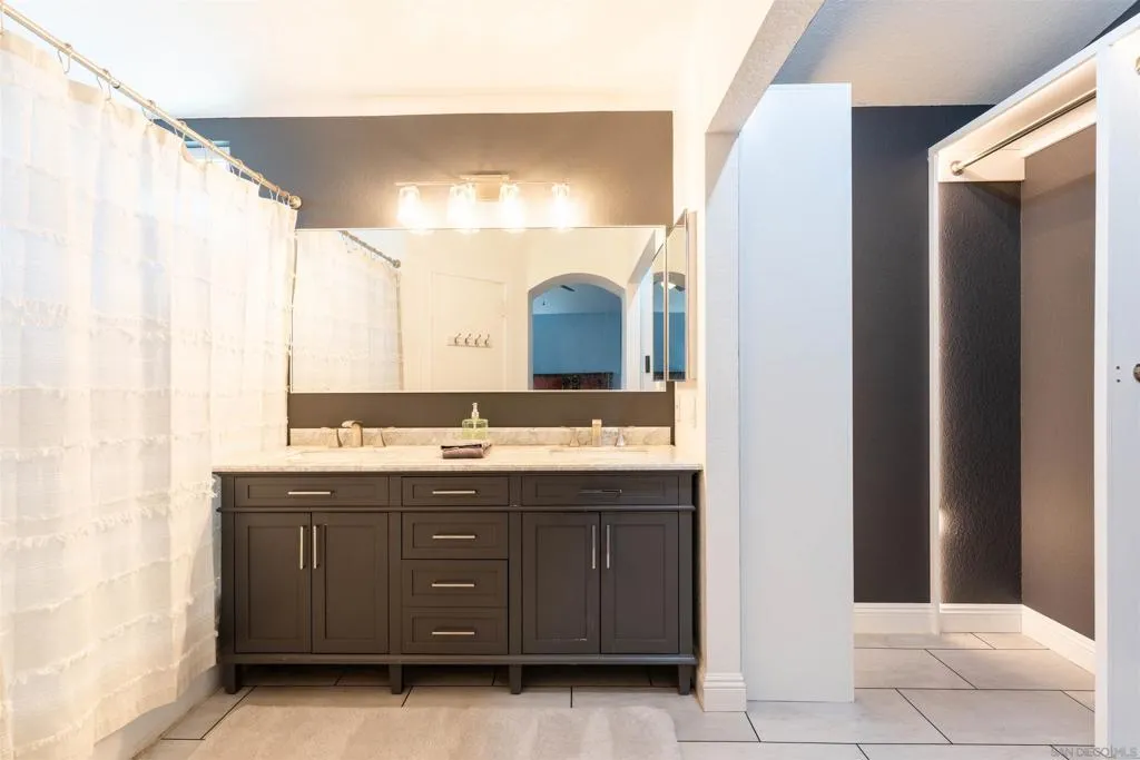 29634 Ramsey Court, Temecula, California 92591 home-pic-23