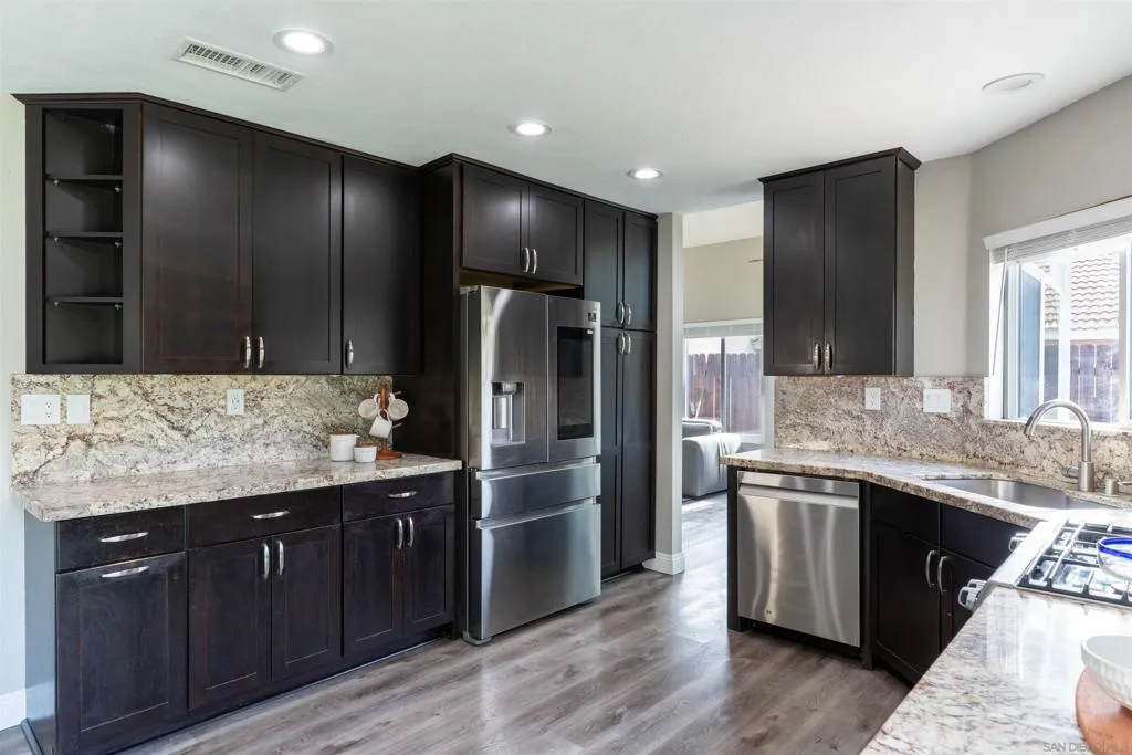 29634 Ramsey Court, Temecula, California 92591 home-pic-11