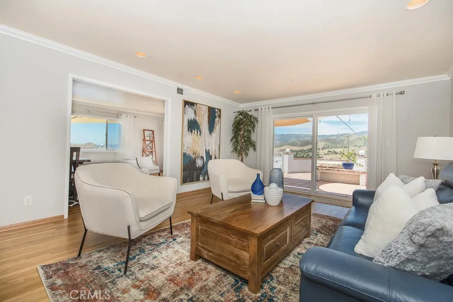 9175 Yucca Hills, Agua Dulce, California 91390 home-pic-11
