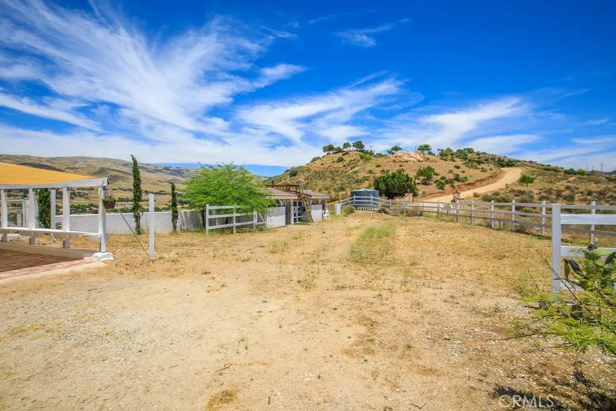 9175 Yucca Hills, Agua Dulce, California 91390 home-pic-6
