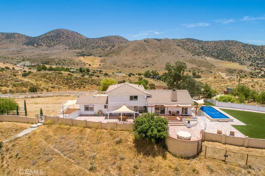 9175 Yucca Hills, Agua Dulce, California 91390 home-pic-0