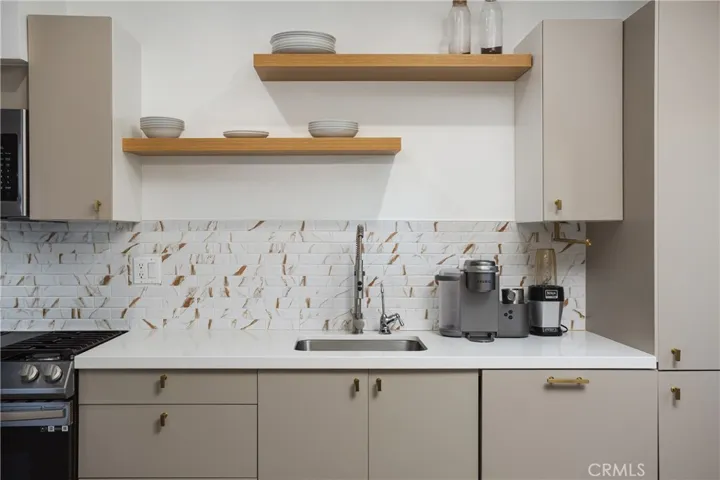 541 A Bernard St, Costa Mesa, California 92627