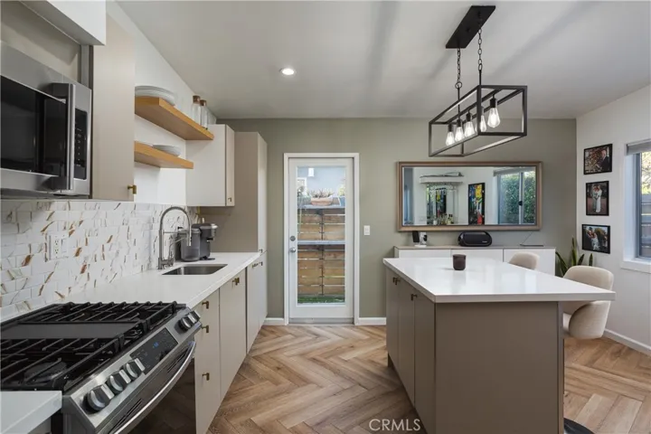 541 A Bernard St, Costa Mesa, California 92627