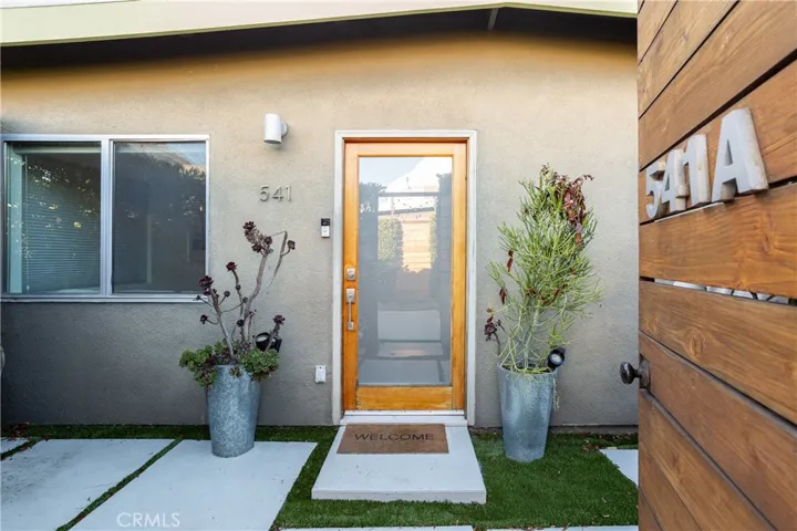 541 A Bernard St, Costa Mesa, California 92627