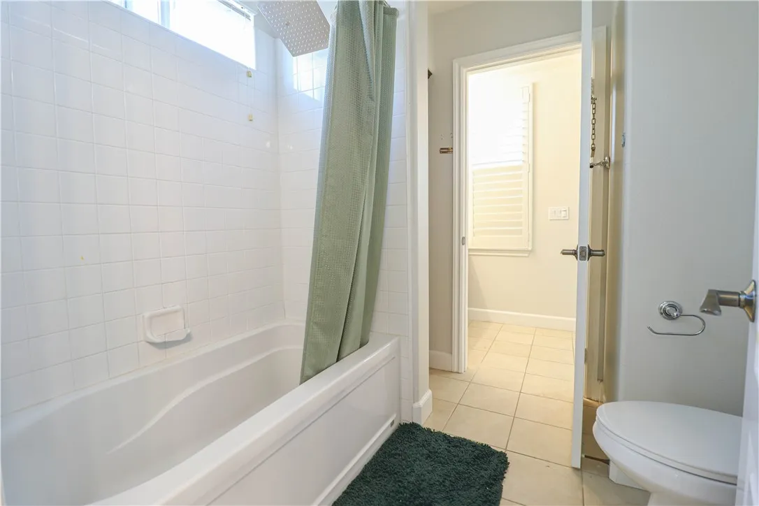 2850 N Stone Pine, Santa Ana, California 92706 home-pic-20