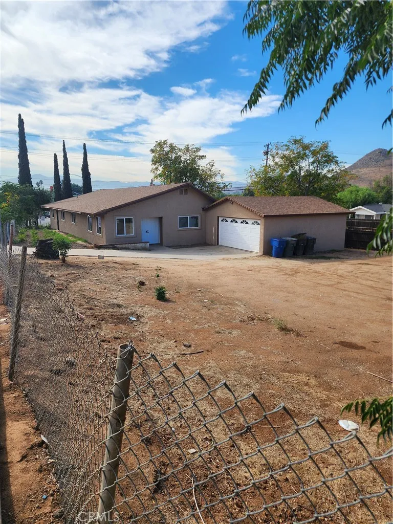 6420 Stover, Riverside, California 92505 home-pic-10