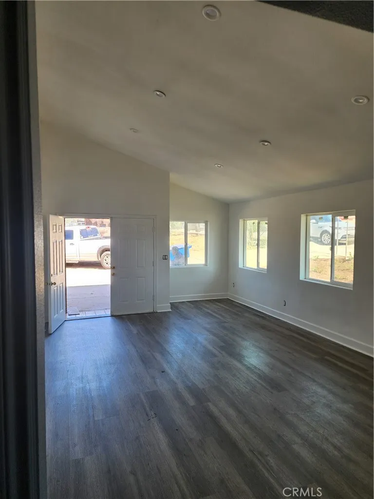 6420 Stover, Riverside, California 92505 home-pic-8