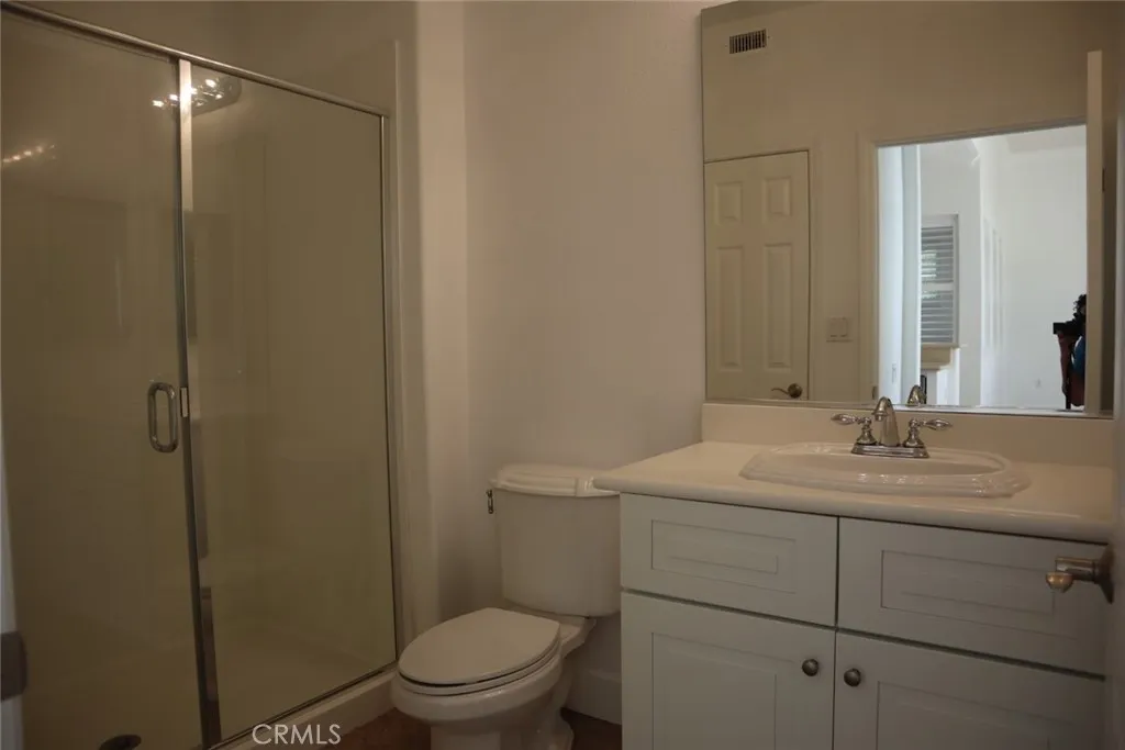 23741 Spruce Meadow Court, Valencia, California 91354 home-pic-10