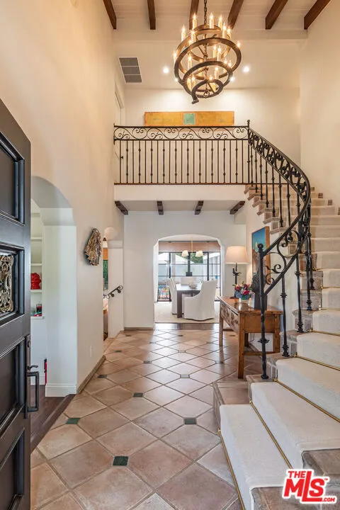365 Comstock Avenue, Los Angeles, California 90024 home-pic-3