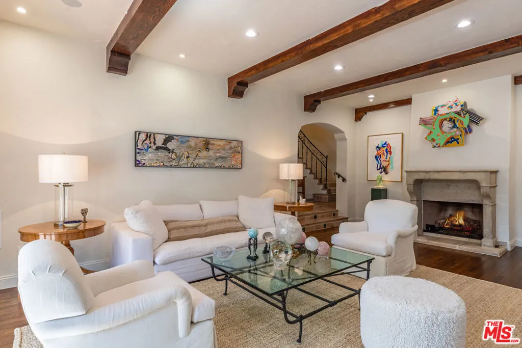 365 Comstock Avenue, Los Angeles, California 90024 home-pic-5