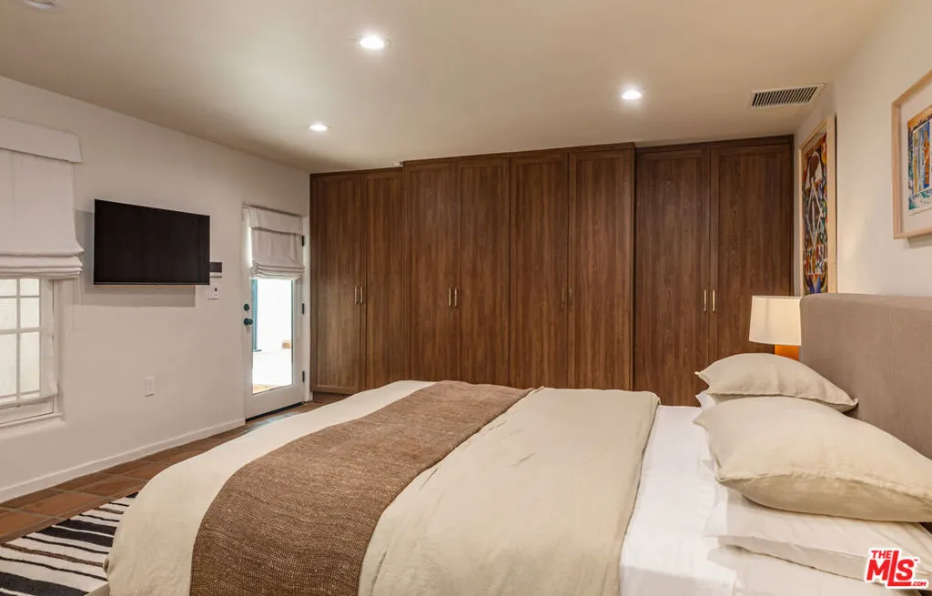 365 Comstock Avenue, Los Angeles, California 90024 home-pic-21