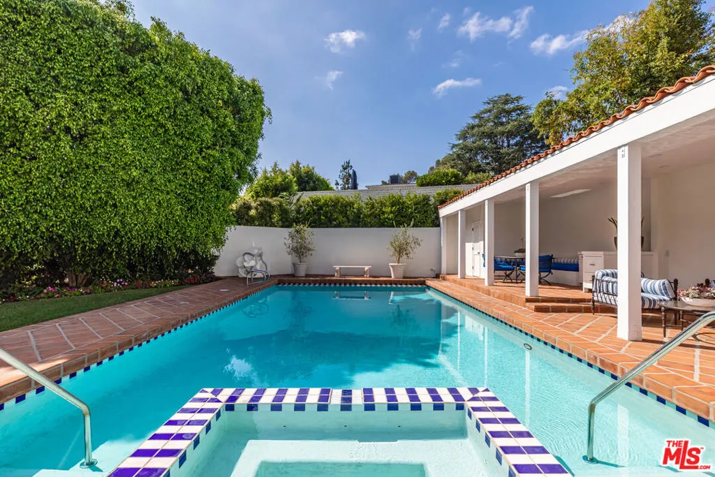 365 Comstock Avenue, Los Angeles, California 90024 home-pic-26