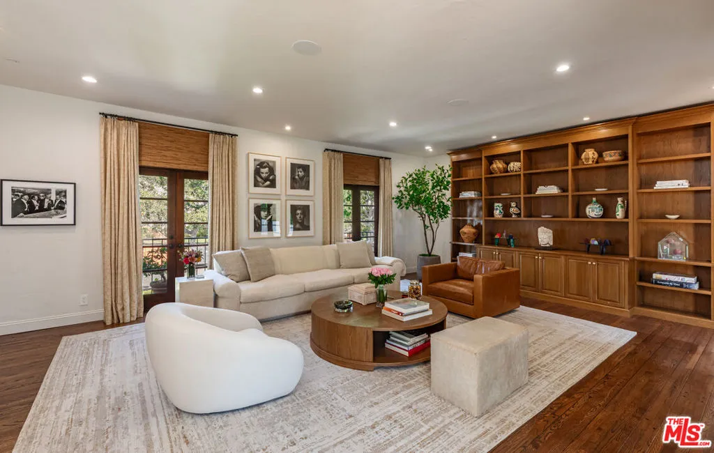 365 Comstock Avenue, Los Angeles, California 90024 home-pic-6