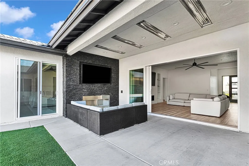 16383 Ridge View Drive, Apple Valley, California 92307 home-pic-42