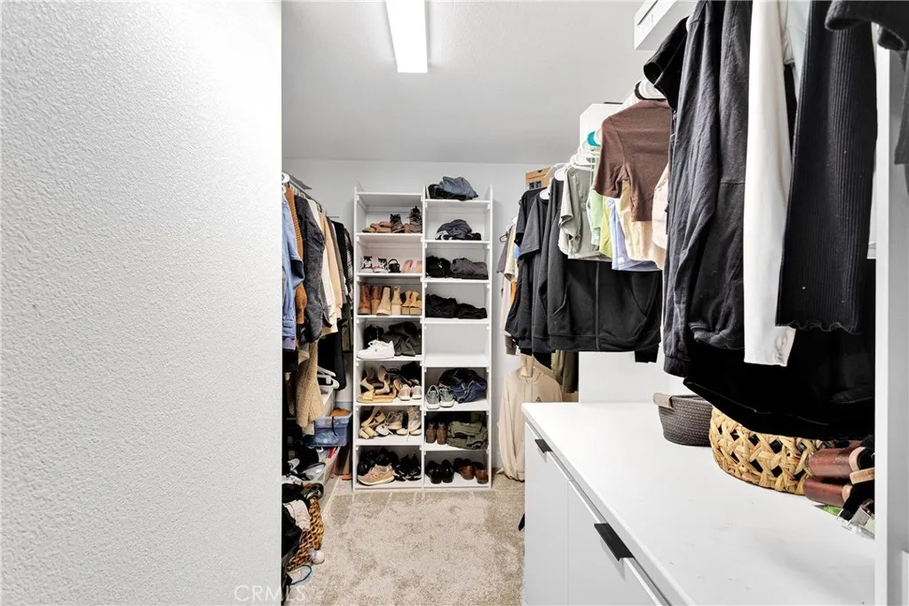 16383 Ridge View Drive, Apple Valley, California 92307 home-pic-29