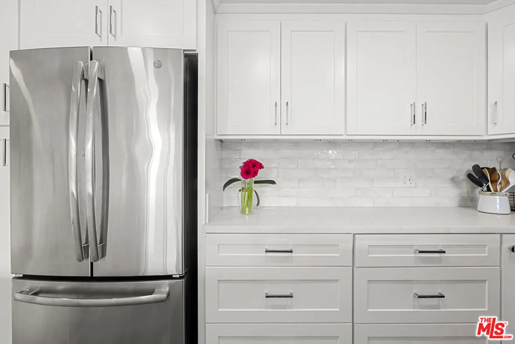 2160 E Century Parkway 910, Los Angeles, California 90067 home-pic-5