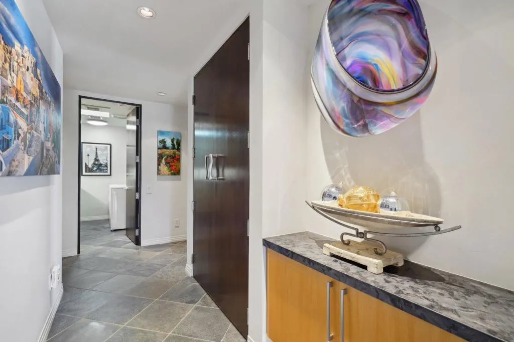 8 Rutgers Court, Rancho Mirage, California 92270 home-pic-23