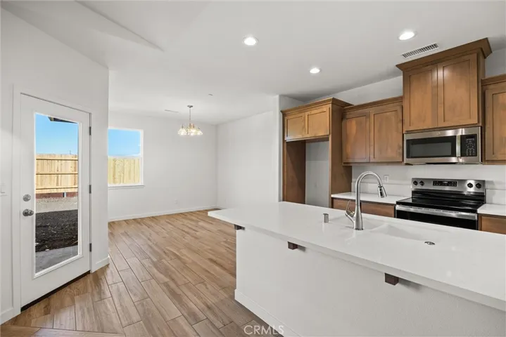 372 Bainbridge, Chico, California 95973