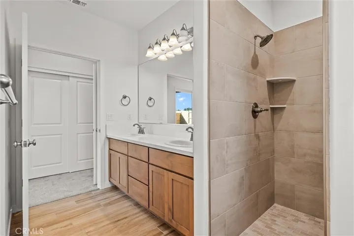 372 Bainbridge, Chico, California 95973