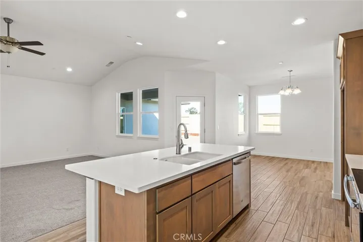 372 Bainbridge, Chico, California 95973