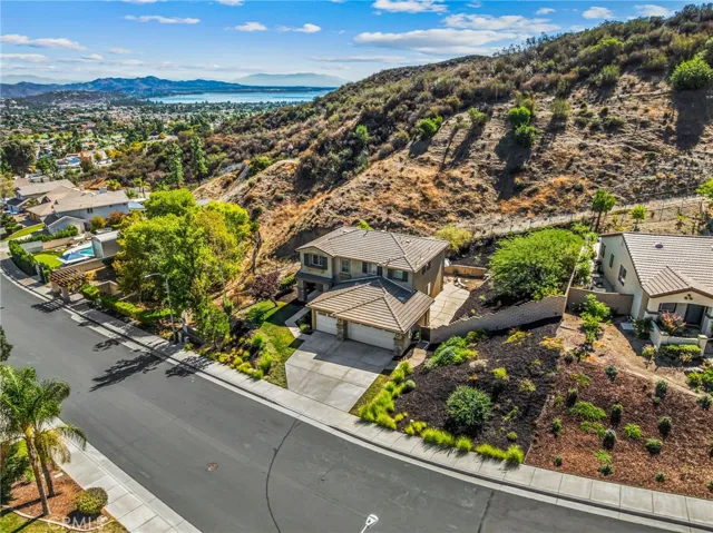29224 Sandpiper Drive, Lake Elsinore, California 92530