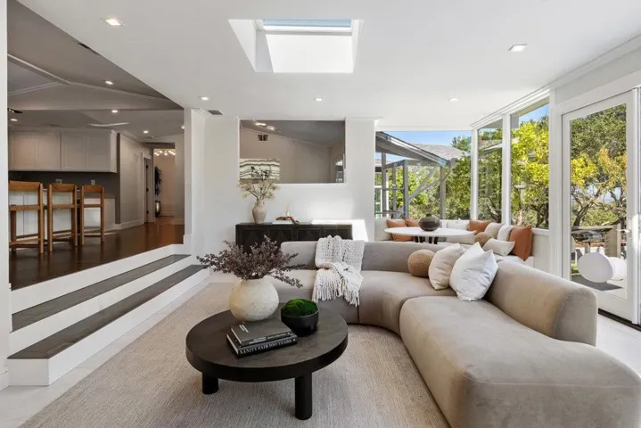 745 Endfield Way, Hillsborough, California 94010
