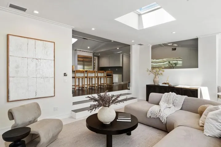 745 Endfield Way, Hillsborough, California 94010