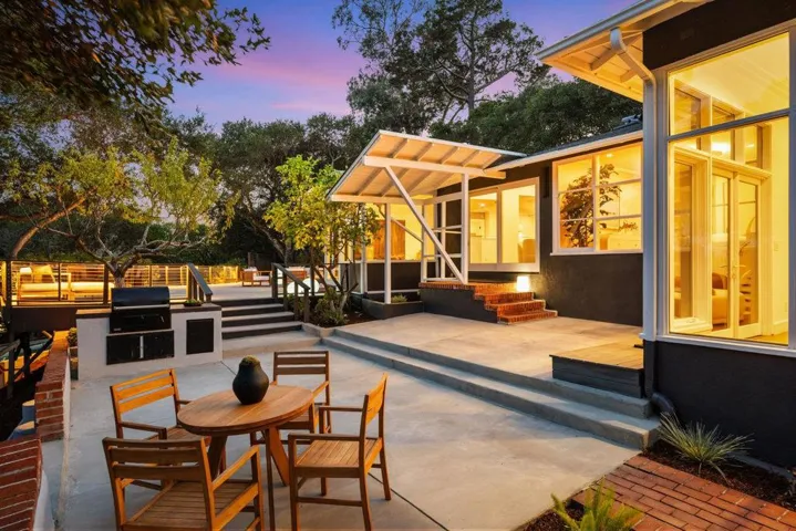 745 Endfield Way, Hillsborough, California 94010