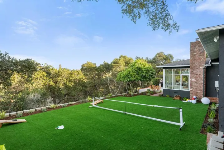 745 Endfield Way, Hillsborough, California 94010