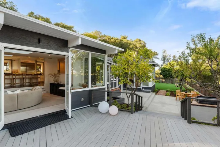 745 Endfield Way, Hillsborough, California 94010