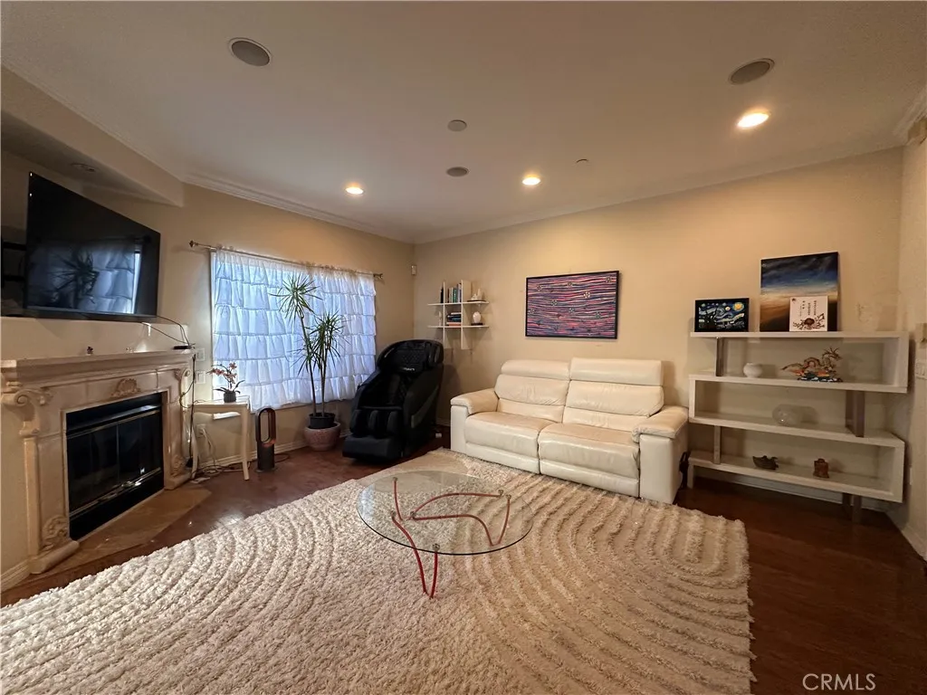 856 S Marengo 7, Pasadena, California 91106 home-pic-9