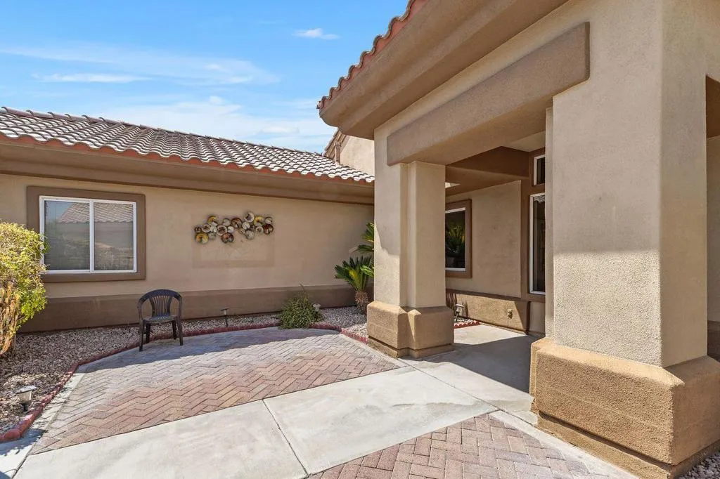 78560 Crystal Falls Road, Palm Desert, California 92211 home-pic-5