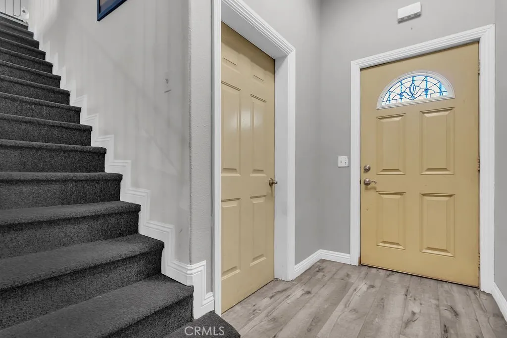 12060 Santa Fe Avenue 4, Lynwood, California 90262 home-pic-2