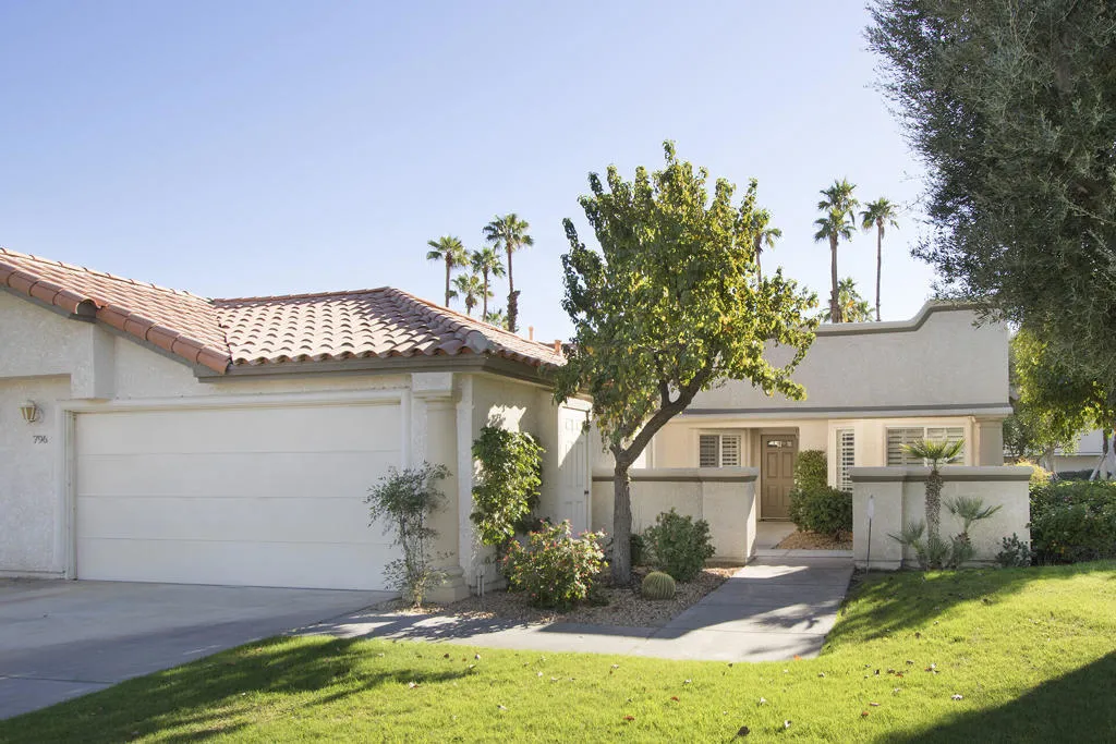 796 Montana Vista Drive, Palm Desert, California 92211 home-pic-2