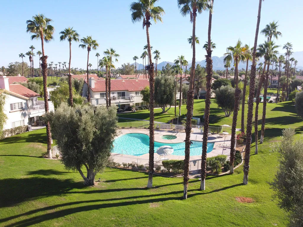 796 Montana Vista Drive, Palm Desert, California 92211 home-pic-31