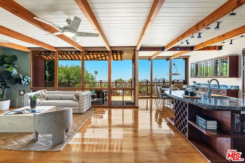 3928 Clayton Avenue, Los Angeles, California 90027 home-pic-1