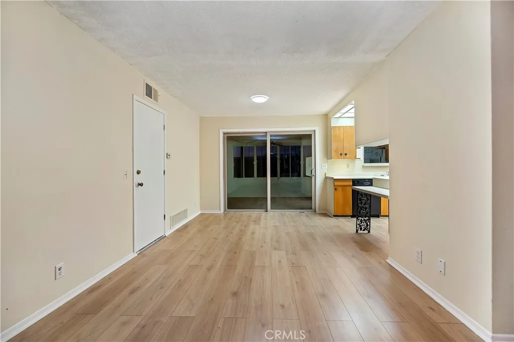 1560 1560 Amberwood, Hemet, California 92543 home-pic-10