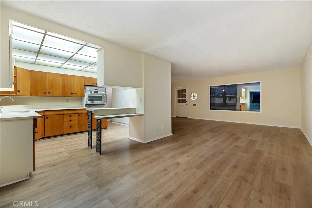 1560 1560 Amberwood, Hemet, California 92543 home-pic-8